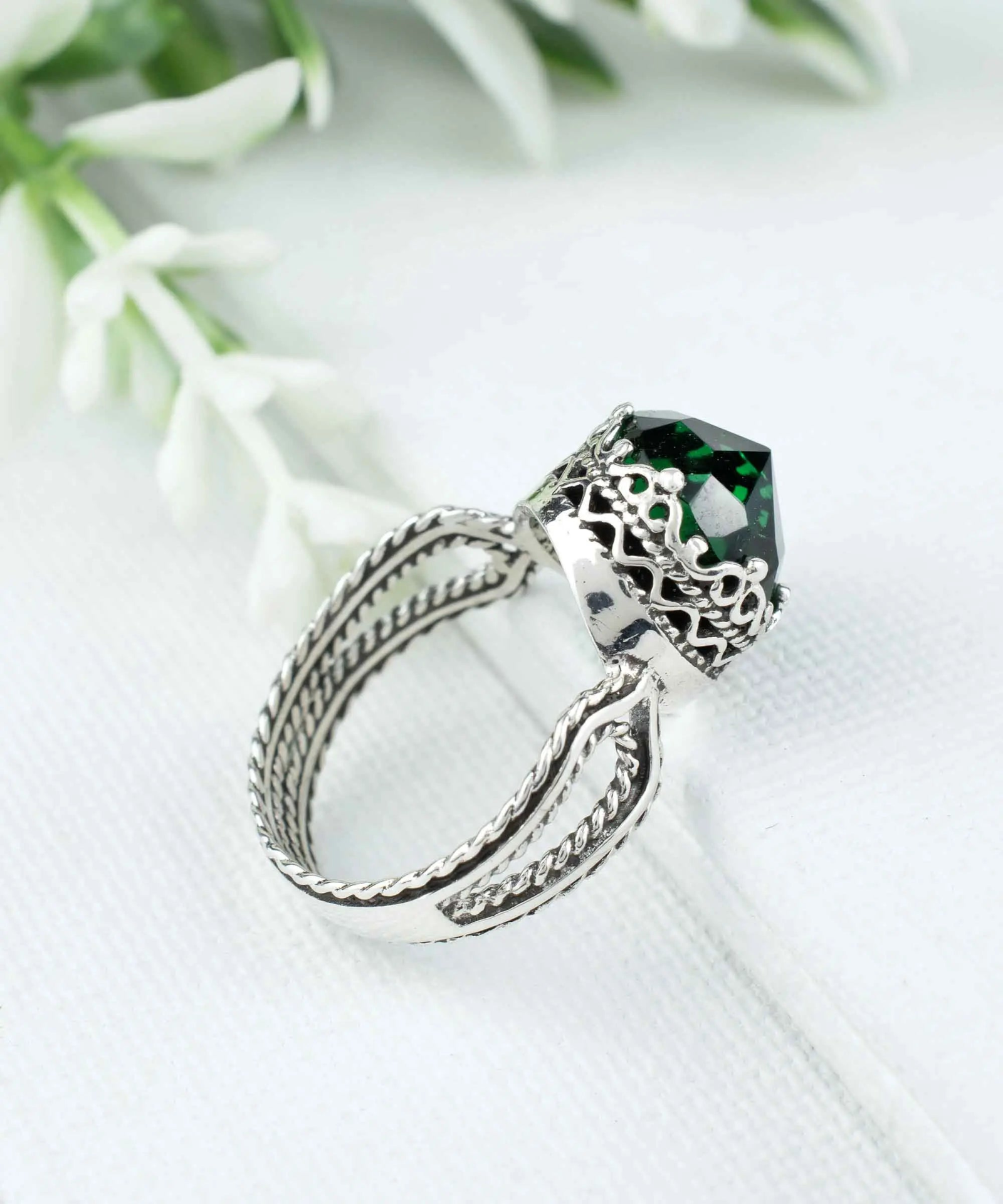 Peridot Gemstone