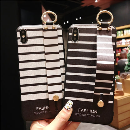 Striped Phone Case Elloria 🩷